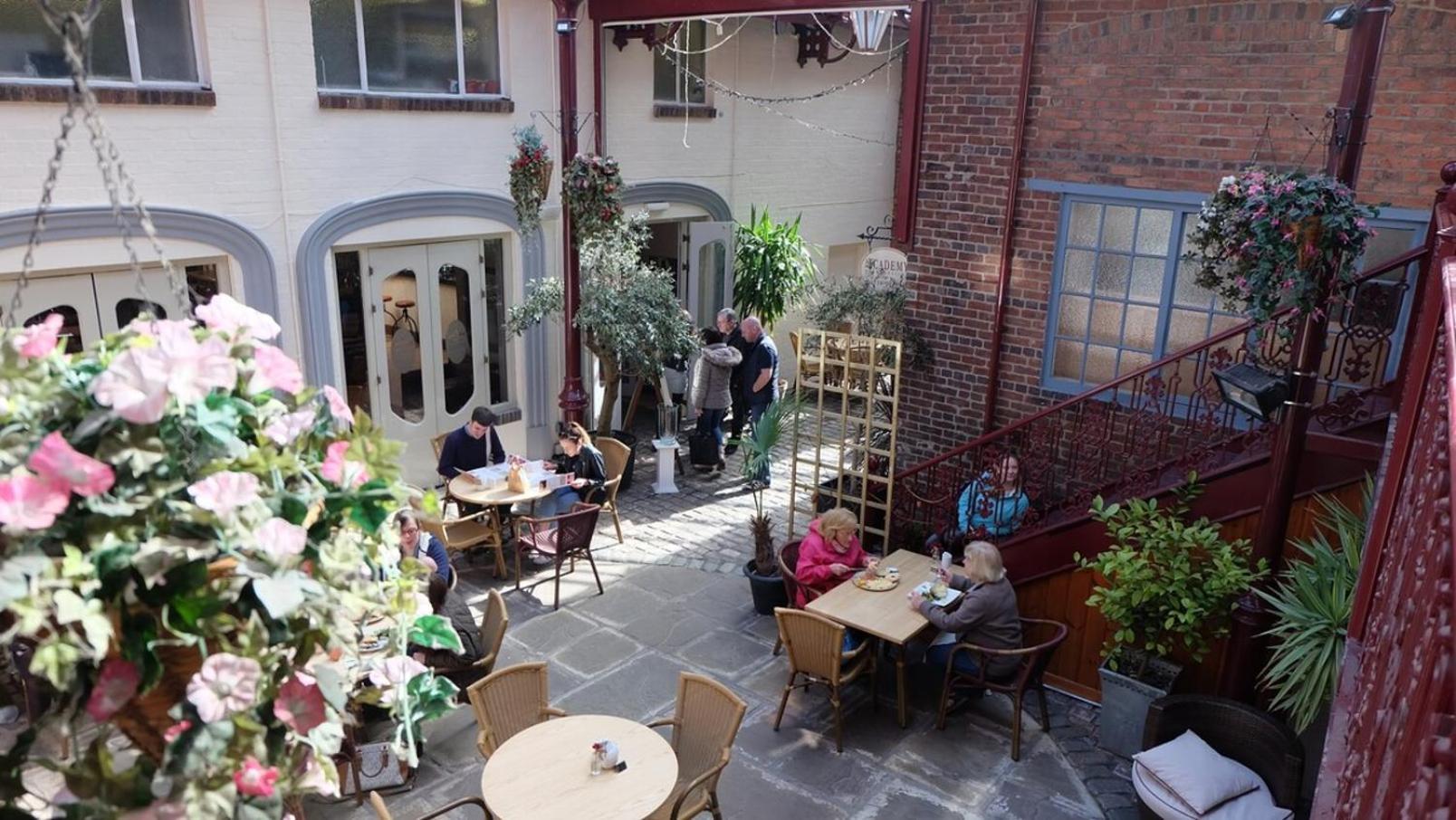 Portland Mews - 3 Bed Holiday Home By Premier Serviced Accommodation Leek Eksteriør billede