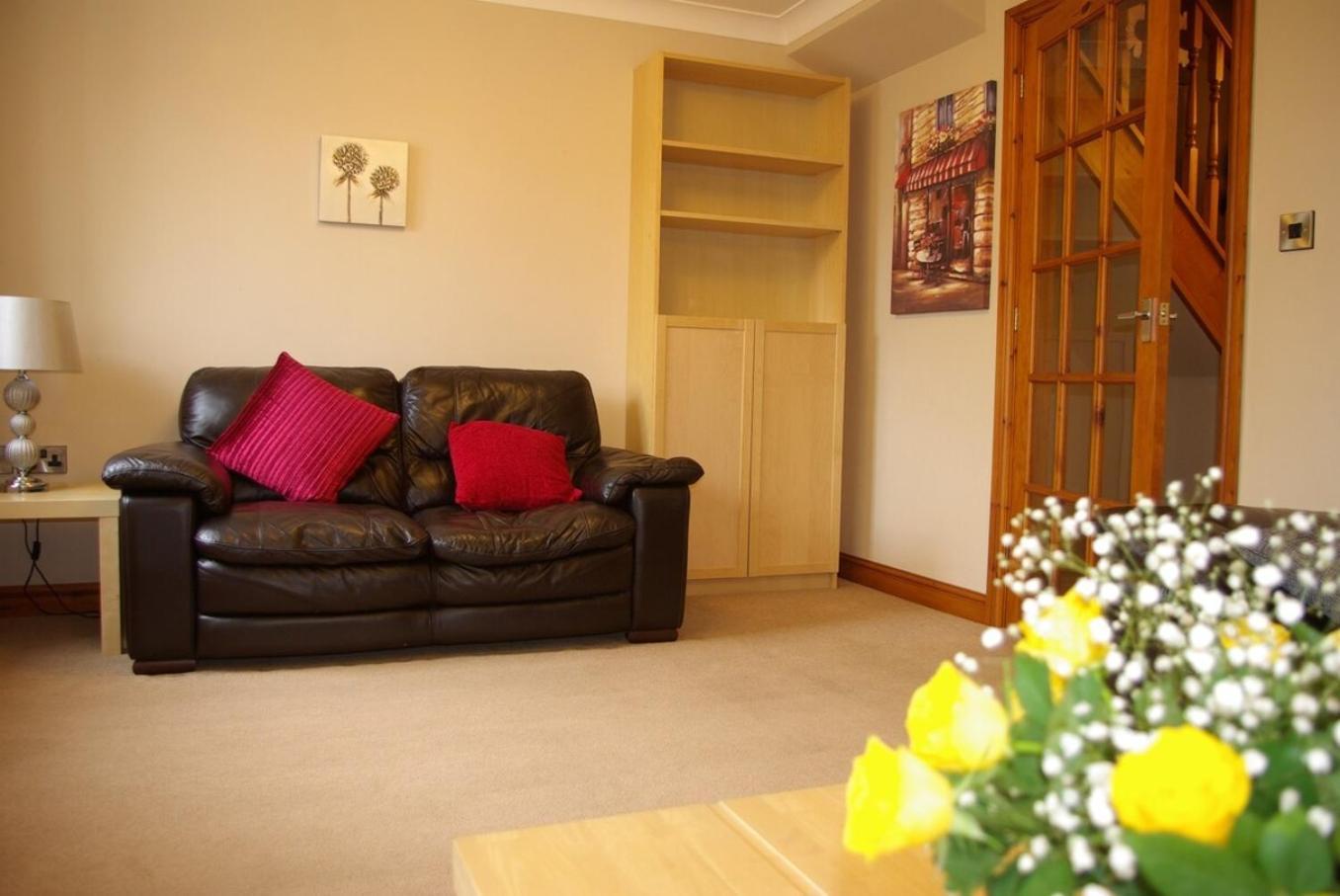 Portland Mews - 3 Bed Holiday Home By Premier Serviced Accommodation Leek Eksteriør billede
